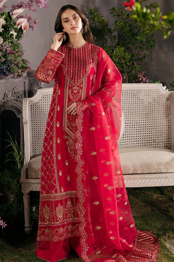 La Fuchsia Luxury Formals
